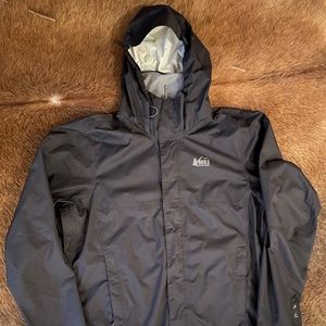 REI CO-OP Men’s Raincoat Large